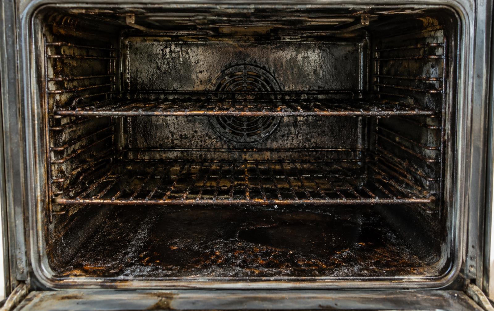 Oven before cleaning